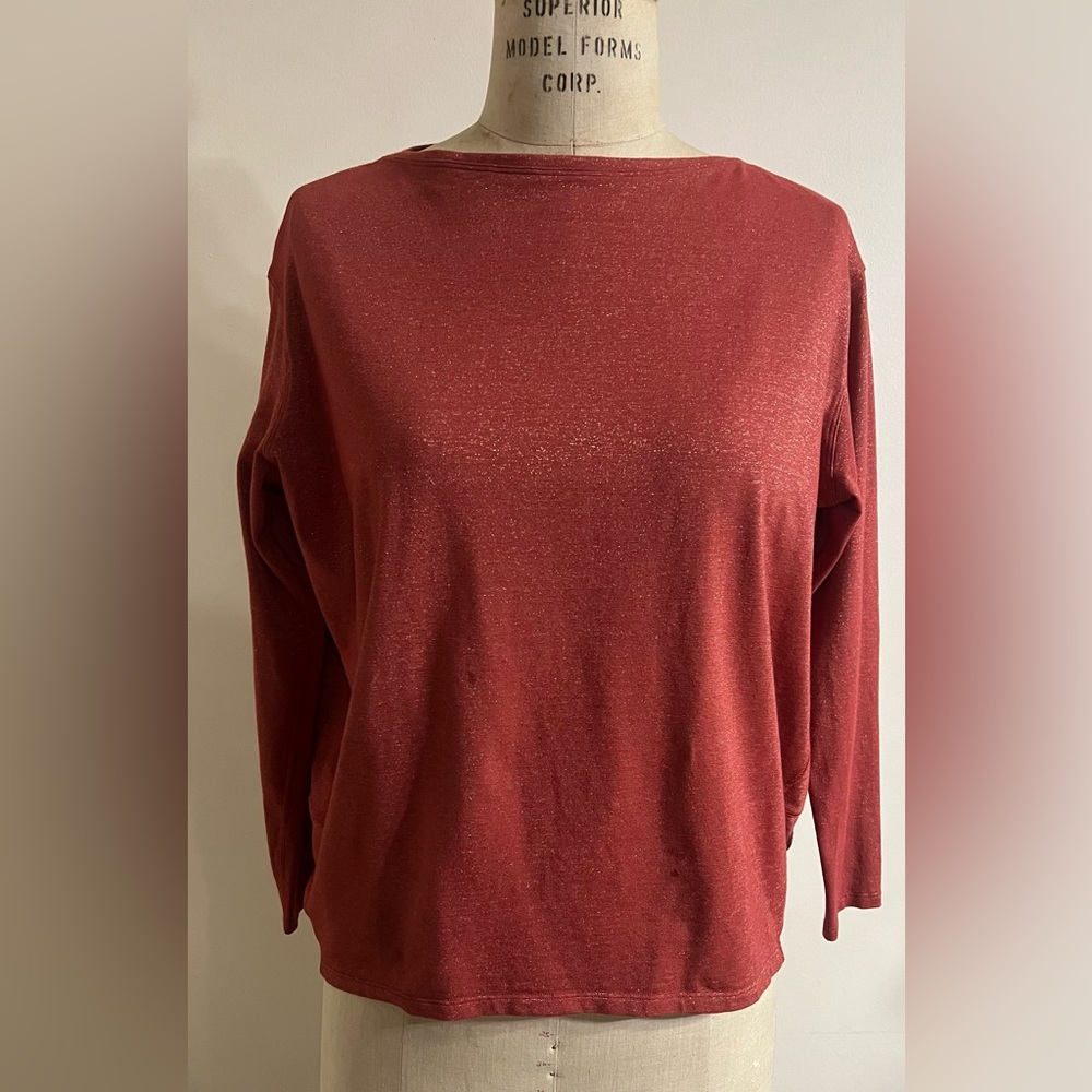 Lululemon Back In Action Long Sleeve Sparkling Cayenne Red